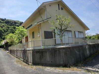 リフォーム前の道路から見た状況