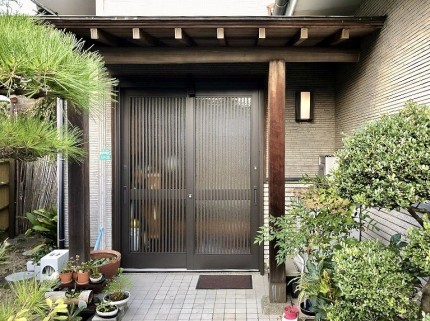 リシェントで施工した引き戸玄関